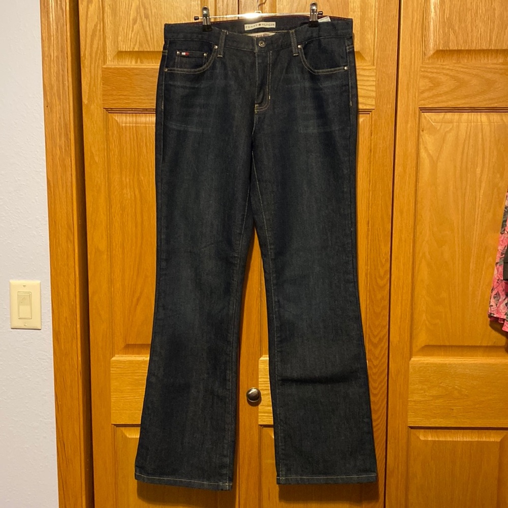 Tommy Hilfiger Low Rise Boot Cut dark wash jeans womens size 12. Like new